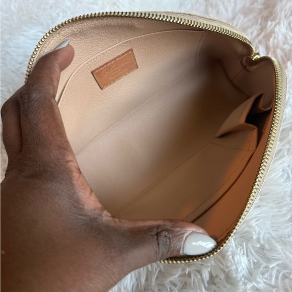 Louis Vuitton Damier Azur Cosmetic Pouch - Picture 8 of 16